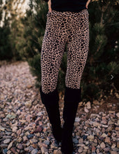 Load image into Gallery viewer, Leopard Buttery Soft Legging
