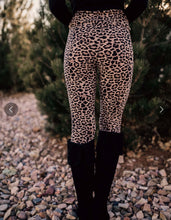 Load image into Gallery viewer, Leopard Buttery Soft Legging
