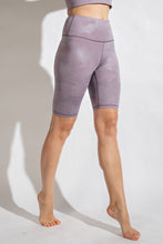 Load image into Gallery viewer, Lavender Camo Metallic Workout Set
