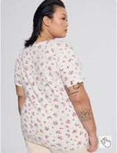 Load image into Gallery viewer, White Mini Floral Print Tee
